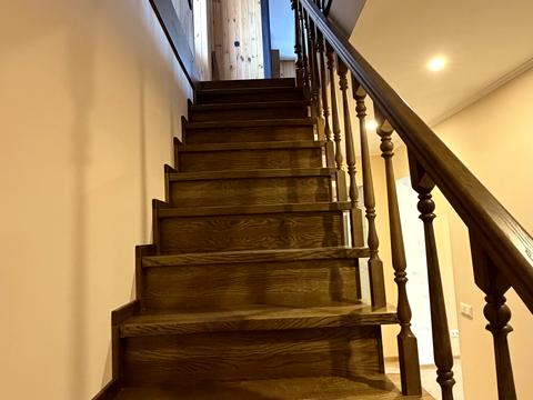 будинок за адресою Вишнева