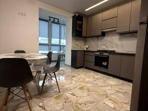 квартира за адресою Івано-Франківськ, Отця Івана Блавацького вул., 18, к.15