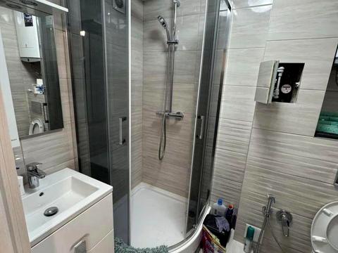 квартира за адресою Ореста Левицького вул. (Академіка Курчатова), 20