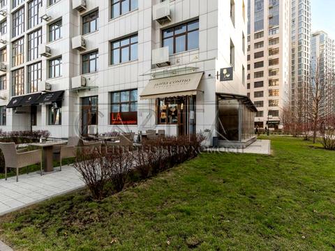 комерційна за адресою Андрія Верхогляда вул. (Михайла Драгомирова), 16