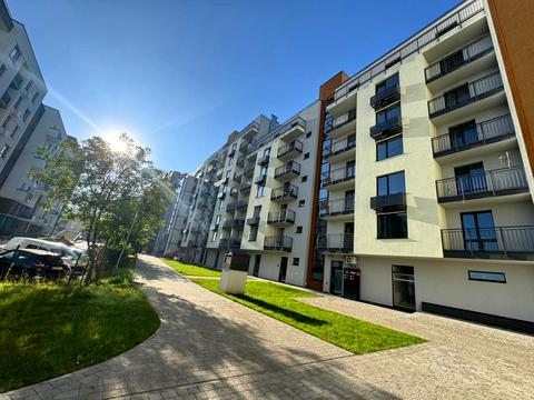 комерційна за адресою Щирецька вул., 36