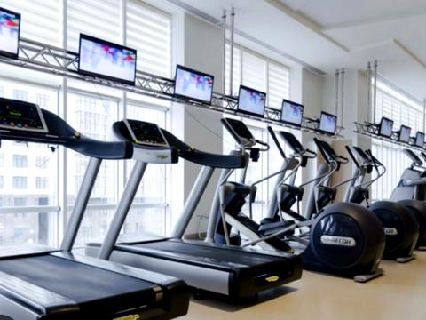 комерційна за адресою Андрія Верхогляда вул. (Михайла Драгомирова), 9