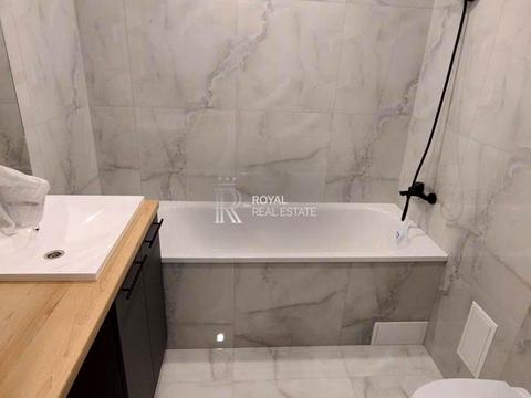 квартира за адресою Практична вул., 1