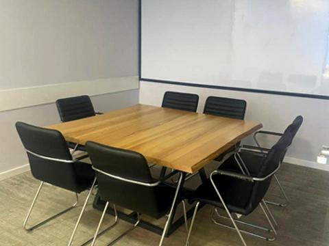 коммерческая по адресу Сімʼї Прахових ул. (Гайдара), 58/10