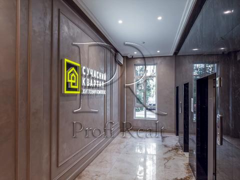 квартира за адресою Любомира Гузара просп. (Космонавта Комарова), 11