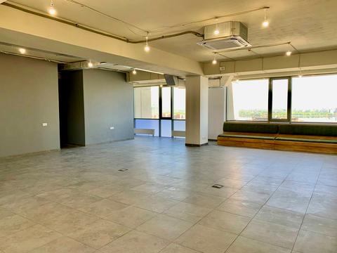 комерційна за адресою Мечникова вул., 19