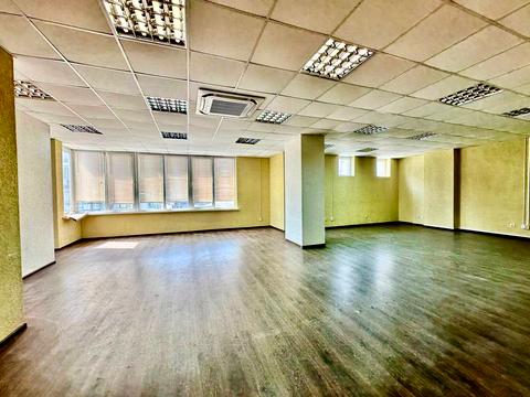 комерційна за адресою Мечникова вул., 19