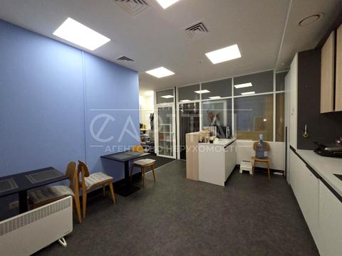 комерційна за адресою Басейна вул., 7в