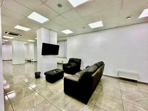 комерційна за адресою Мечникова вул., 19