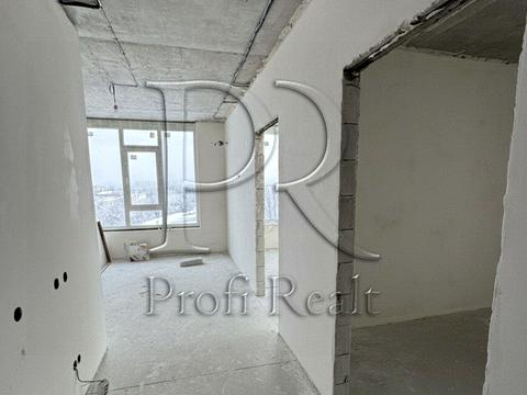 квартира за адресою Любомира Гузара просп. (Космонавта Комарова), 11