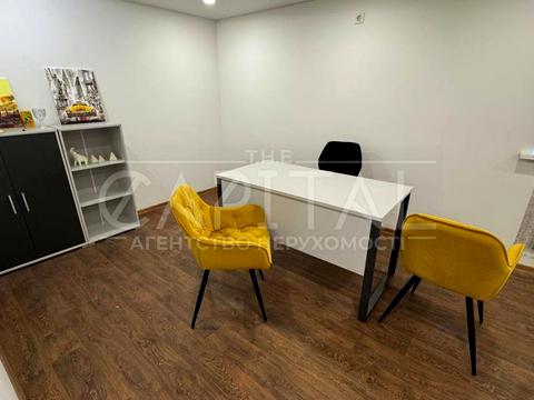 комерційна за адресою Басейна вул., 9-А