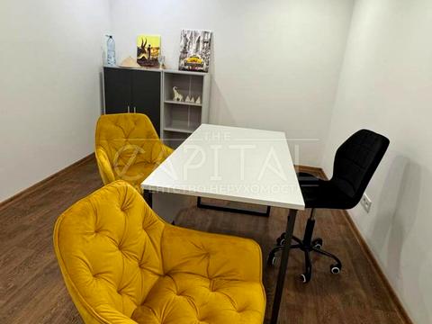 комерційна за адресою Басейна вул., 9-А