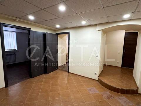 комерційна за адресою Басейна вул., 9-А