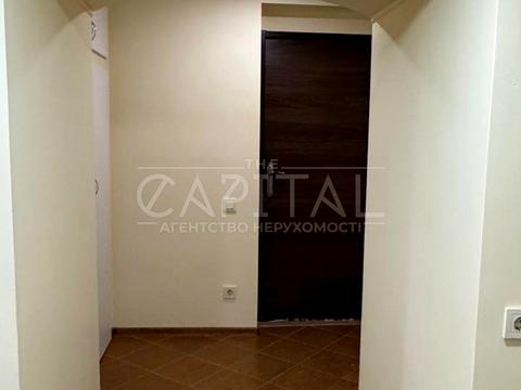 комерційна за адресою Басейна вул., 9-А