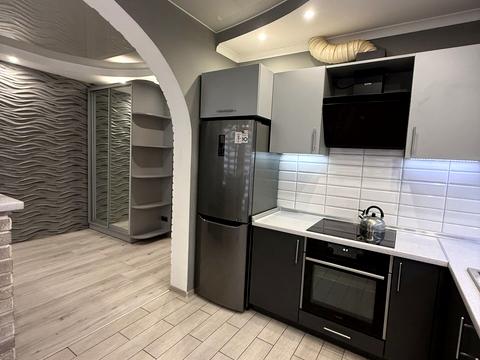 квартира за адресою смт. Авангард, Спрейса вул., 12