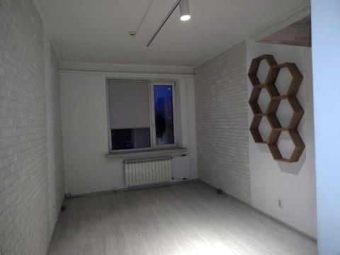 комерційна за адресою Георгія Нарбута просп. (Визволителів), 3