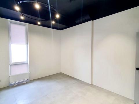 комерційна за адресою Мечникова вул., 19