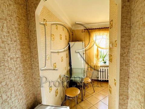 квартира за адресою Івана Дзюби вул. (Сім'ї Сосніних), 8