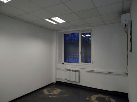 комерційна за адресою Георгія Нарбута просп. (Визволителів), 3