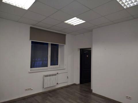 комерційна за адресою Георгія Нарбута просп. (Визволителів), 3