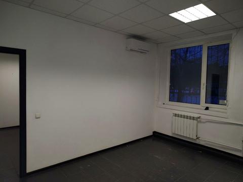 комерційна за адресою Георгія Нарбута просп. (Визволителів), 3