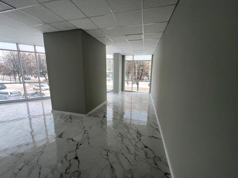 комерційна за адресою Перемоги вул., 53