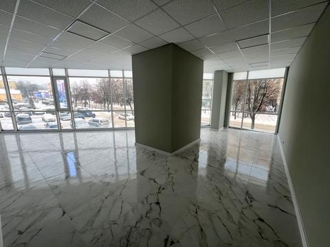 комерційна за адресою Перемоги вул., 53