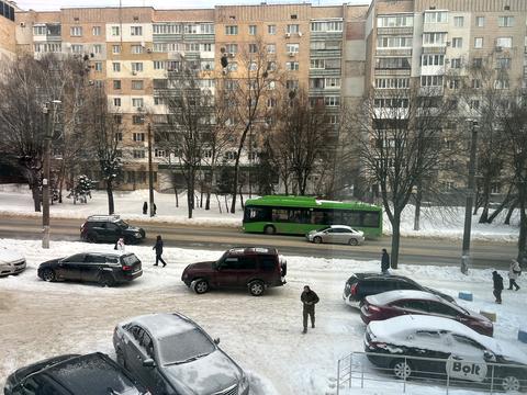 комерційна за адресою Перемоги вул., 53