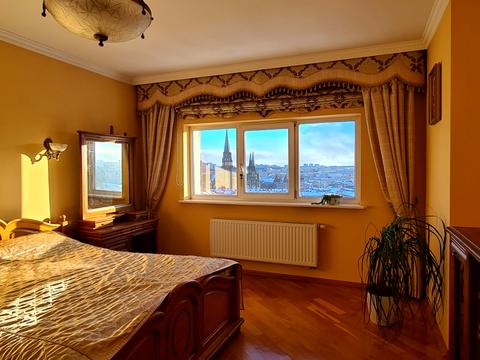 квартира за адресою Братів Міхновських вул. (Московська), 32Б