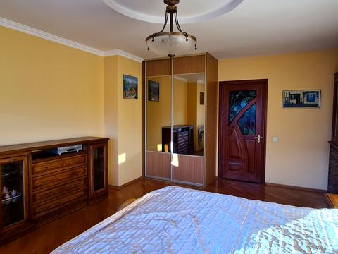 квартира за адресою Братів Міхновських вул. (Московська), 32Б