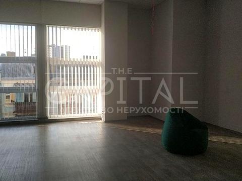 комерційна за адресою Київ, Велика Васильківська вул. (Червоноармійська), 71