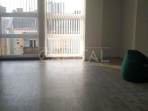 комерційна за адресою Київ, Велика Васильківська вул. (Червоноармійська), 71