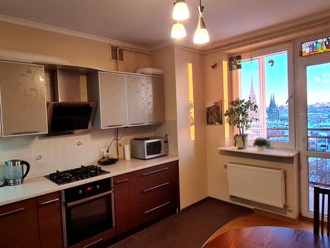 квартира за адресою Братів Міхновських вул. (Московська), 32Б