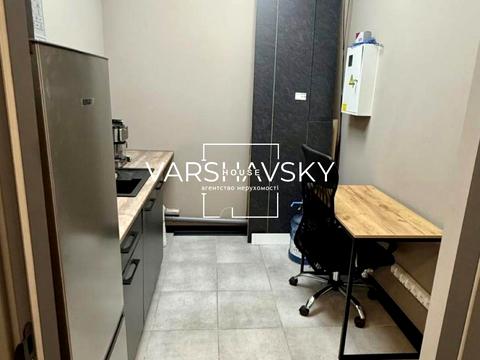 комерційна за адресою Всеволода Змієнка вул., 21