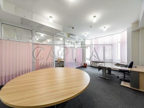 комерційна за адресою Київ, Володимирська вул., 49-А