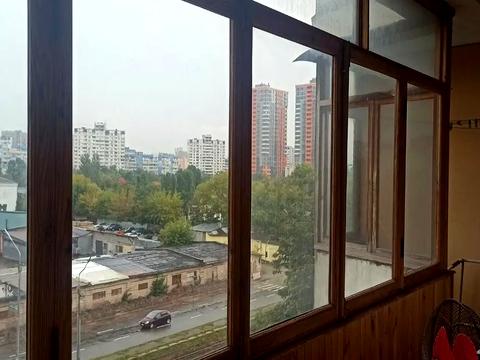 квартира за адресою Автозаводська вул., 93