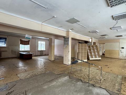 комерційна за адресою Вокзальна вул., 5