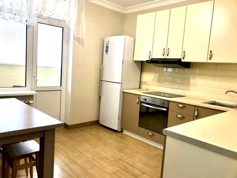 квартира за адресою Авіаконструктора Ігоря Сікорського вул. (Танкова), 4-Д