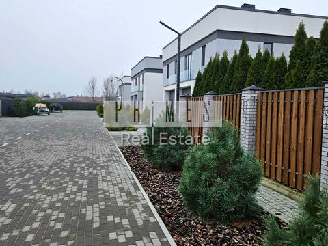 будинок за адресою Київ, Центральна вул., 4