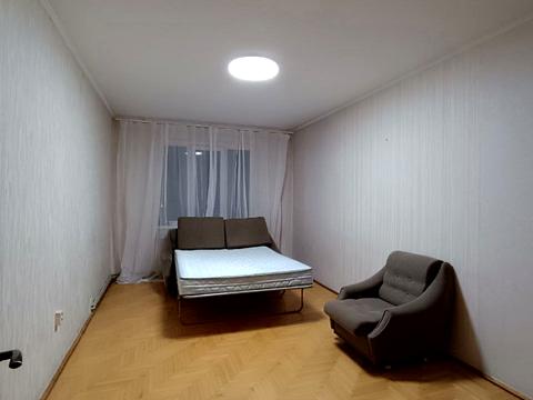 квартира за адресою Володимира Івасюка вул., 32