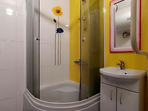 квартира за адресою Володимира Івасюка вул., 32