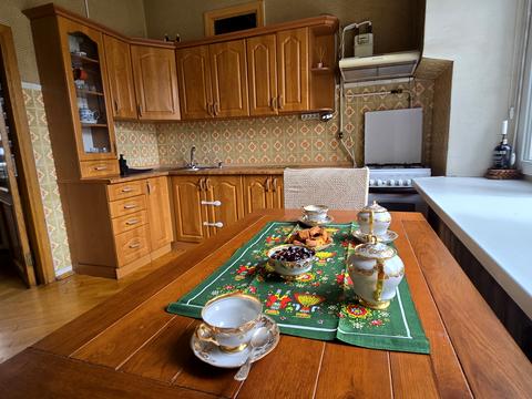 квартира за адресою Богдана Хмельницького вул., 10