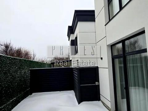 будинок за адресою Соборна вул. ()