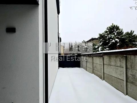 будинок за адресою Соборна вул. ()