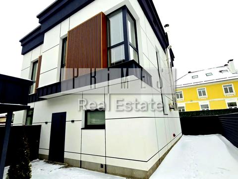 будинок за адресою Соборна вул. ()