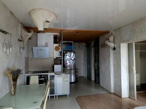 квартира за адресою Дніпровська набережна вул., 1