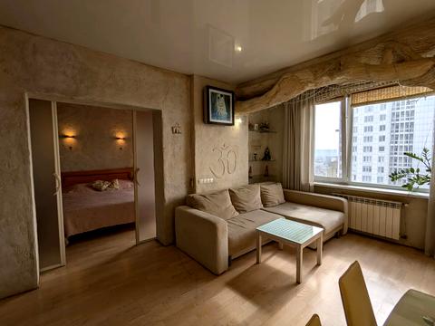 квартира за адресою Дніпровська набережна вул., 1