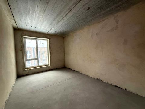 квартира за адресою с. Крихівці, 24 Серпня вул., (Будинок 5)