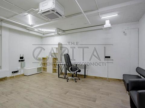 комерційна за адресою Київ, Дніпровська набережна вул., 16-Г