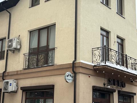 комерційна за адресою Вовчинецька вул., 169